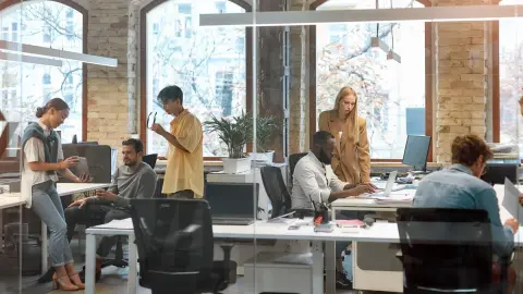 Les entreprises françaises vont-elles sonner le glas du télétravail ?