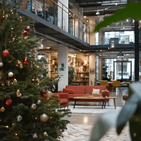 It's Tiiiiime! Is it still necessary to celebrate Christmas in the office?