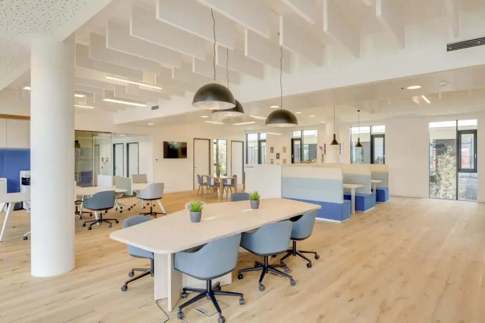 Regus Puteaux, La Defense Tour Initiale