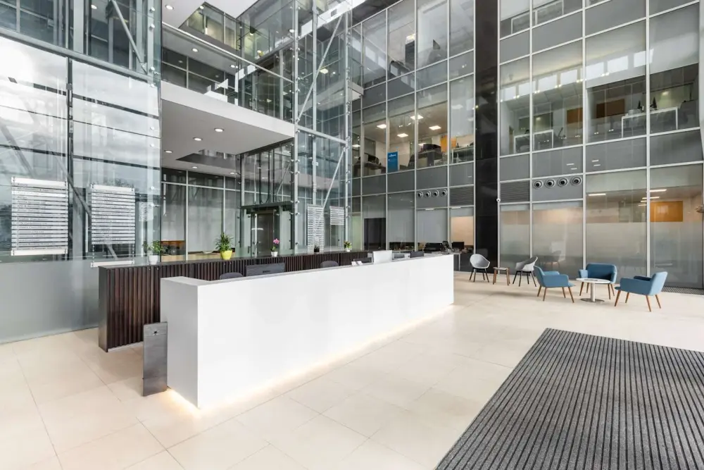 Regus SLOUGH, Bath Road