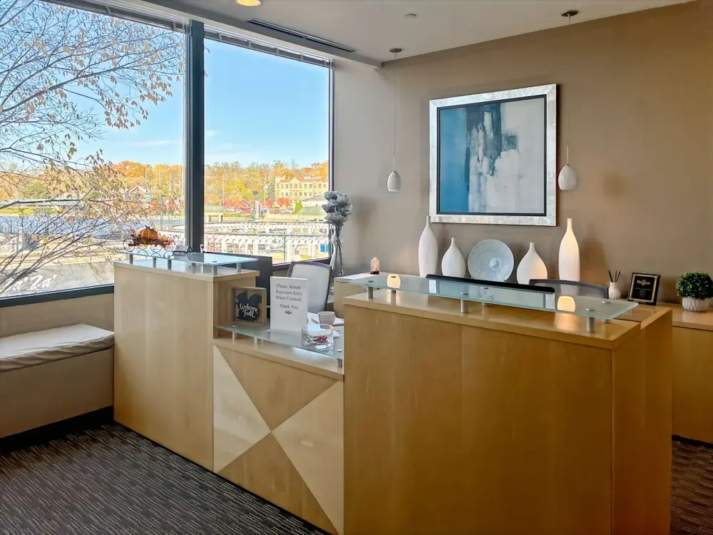 Regus IL, St Charles - The Plaza