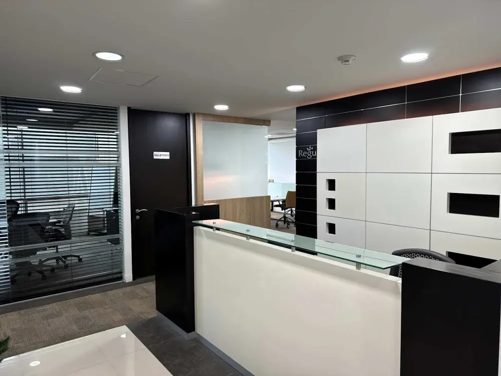 Regus MEDELLIN, San Fernando Plaza