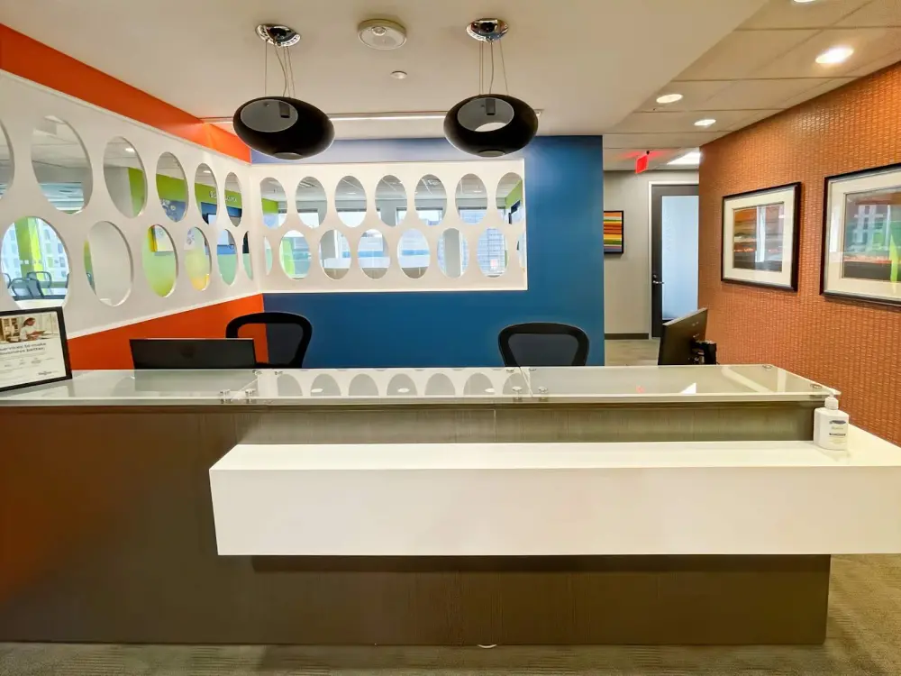 Regus TX, Dallas - Downtown Republic Center
