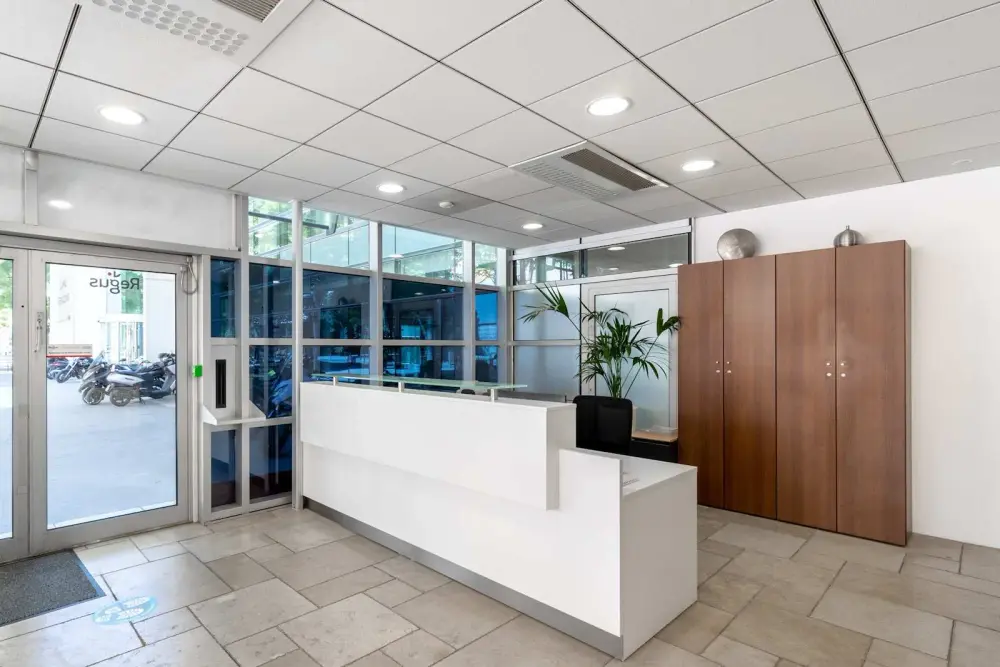 HQ LYON, Vaise Verrazzano