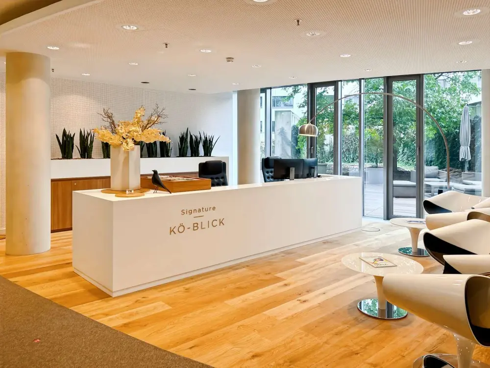 Signature DUSSELDORF, SIGNATURE Kö-Blick