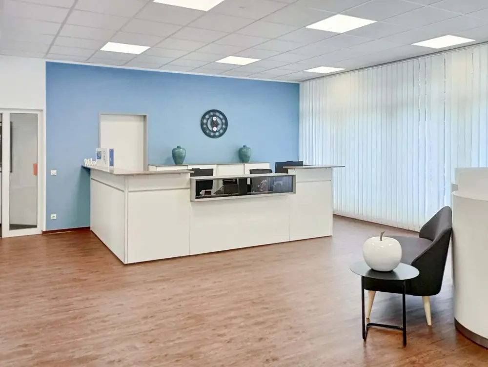 HQ NEU-ISENBURG, HQ Dornhofstraße