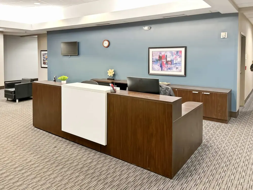 Regus MO, Lee's Summit - Business Exchange Building