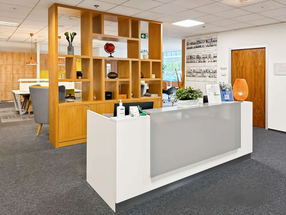 Regus Prague, Airport