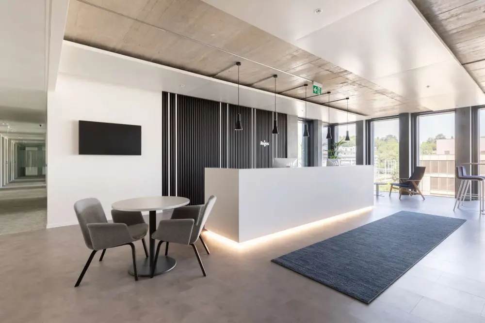 Regus GENEVA, Pont Rouge