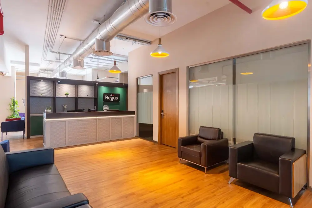 Regus Nawaf Square