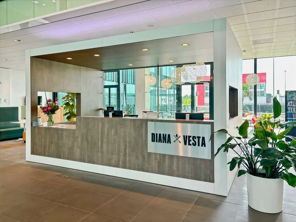 The Office Operators AMSTERDAM, TOO Diana BC