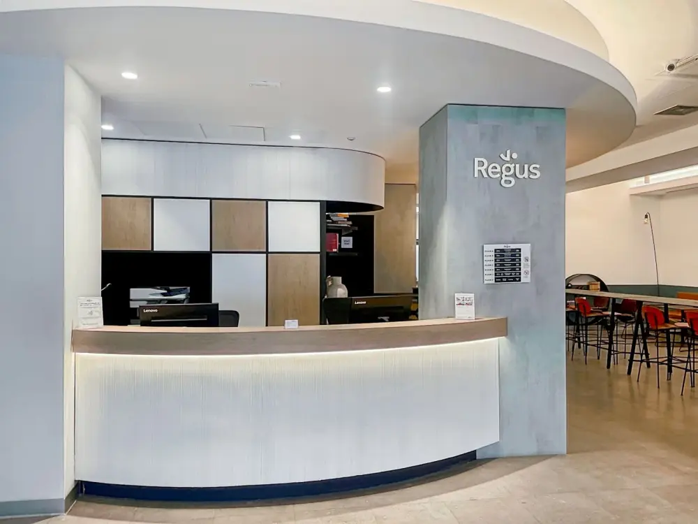 Regus Cagliari, Carlo Felice