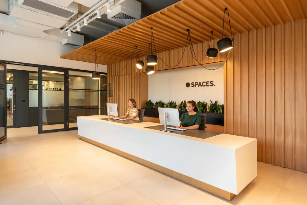 Spaces Kfar Saba, Spaces Menivim