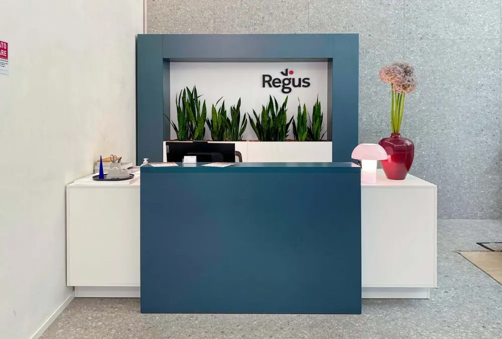 Regus Milan, Arco Della Pace