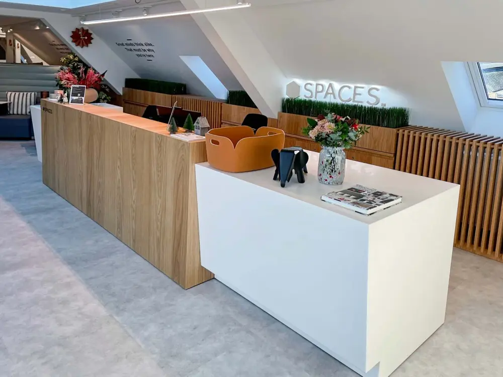 Spaces ZURICH, Spaces Bahnhofplatz