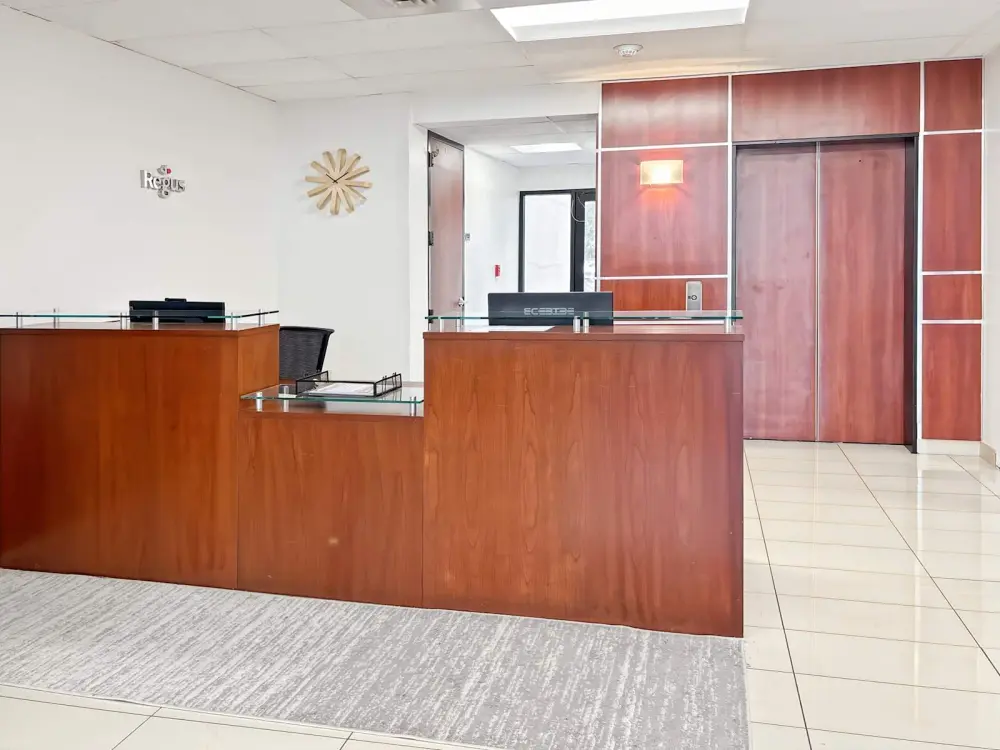 Regus TX Irving - 320 Decker Drive
