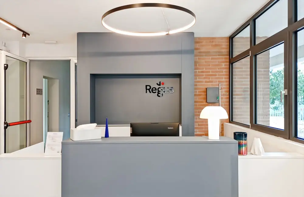 Regus Bologna, Zago