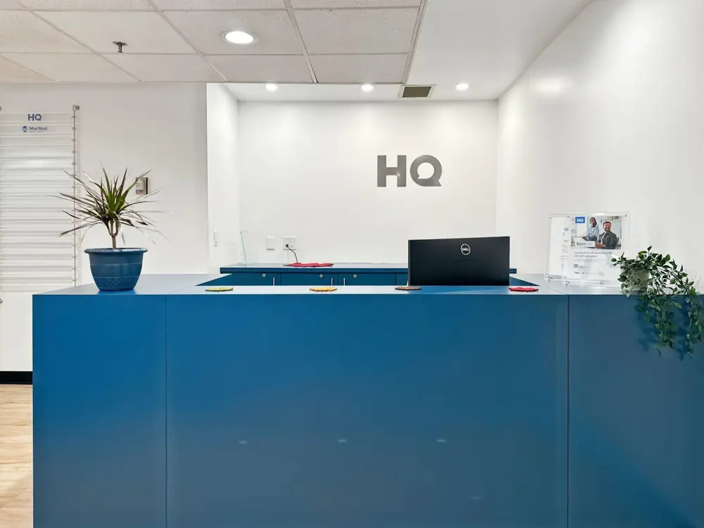 HQ MB, Winnipeg - Lombard Ave
