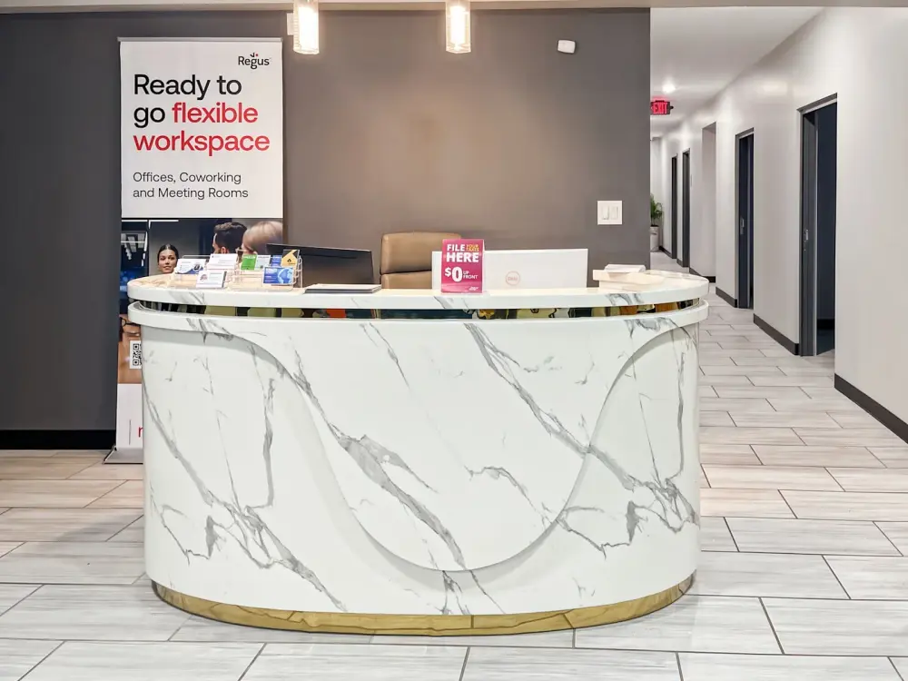 Regus TX, Bedford - Airport Freeway