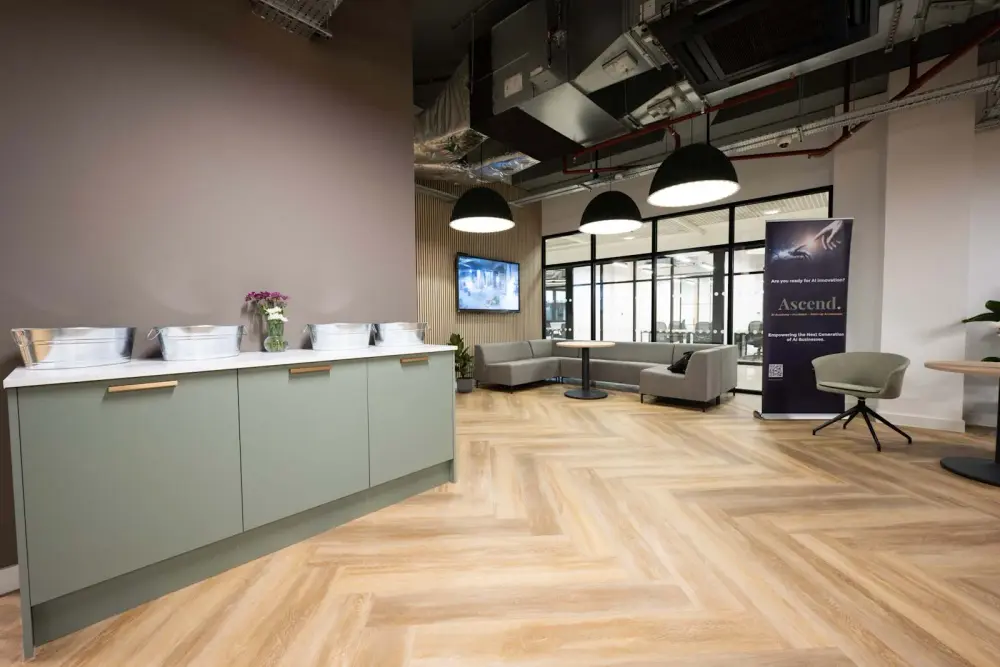 Regus Chatham, Pentagon