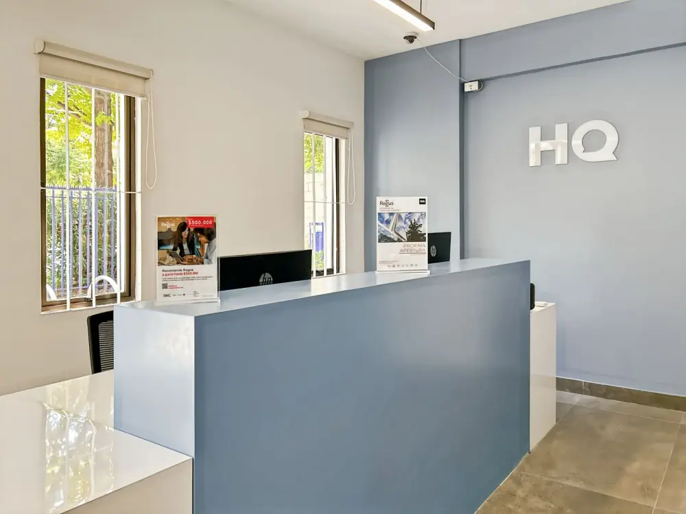 HQ Santiago, Luis Carrera