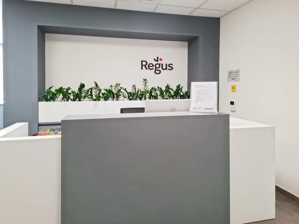 Regus Piraeus, Akti Kondili