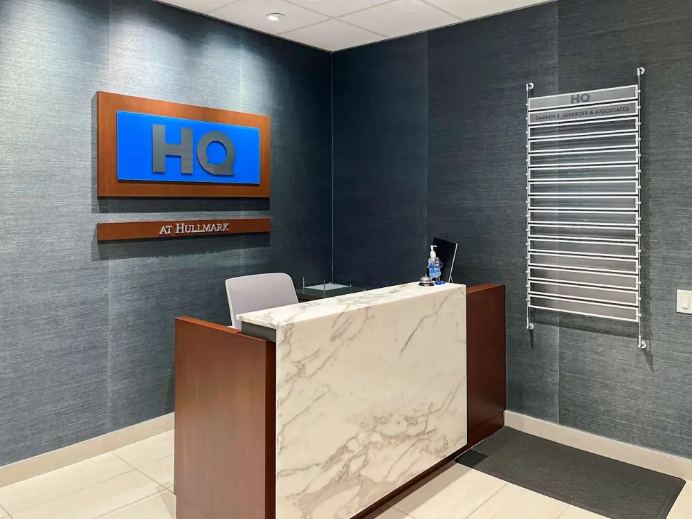HQ ON, Toronto - Hullmark Center