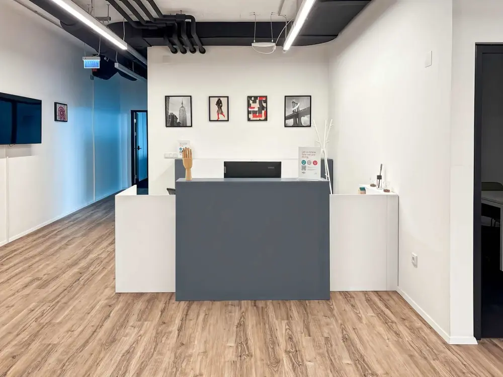 Regus Debrecen, Debrecen International Airport