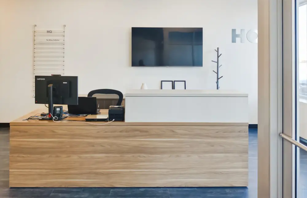 HQ IL, Naperville - Route 59