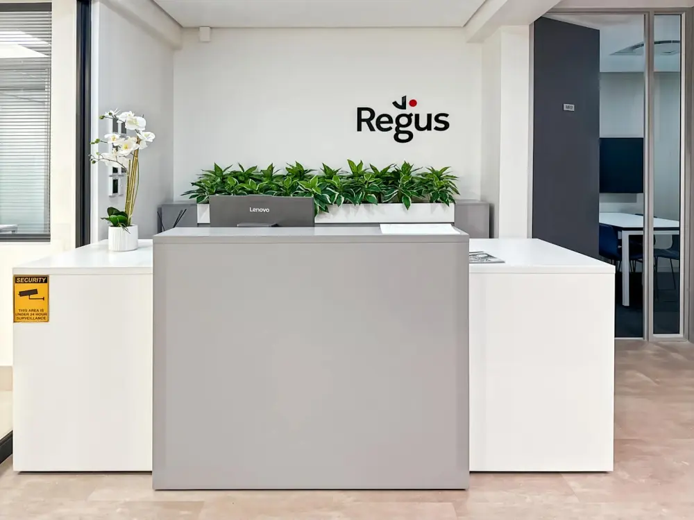 Regus Knysna, Waterside