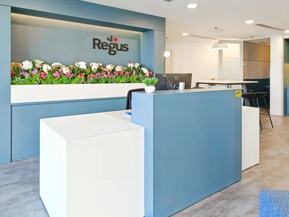 Regus Kota Bharu, Troika