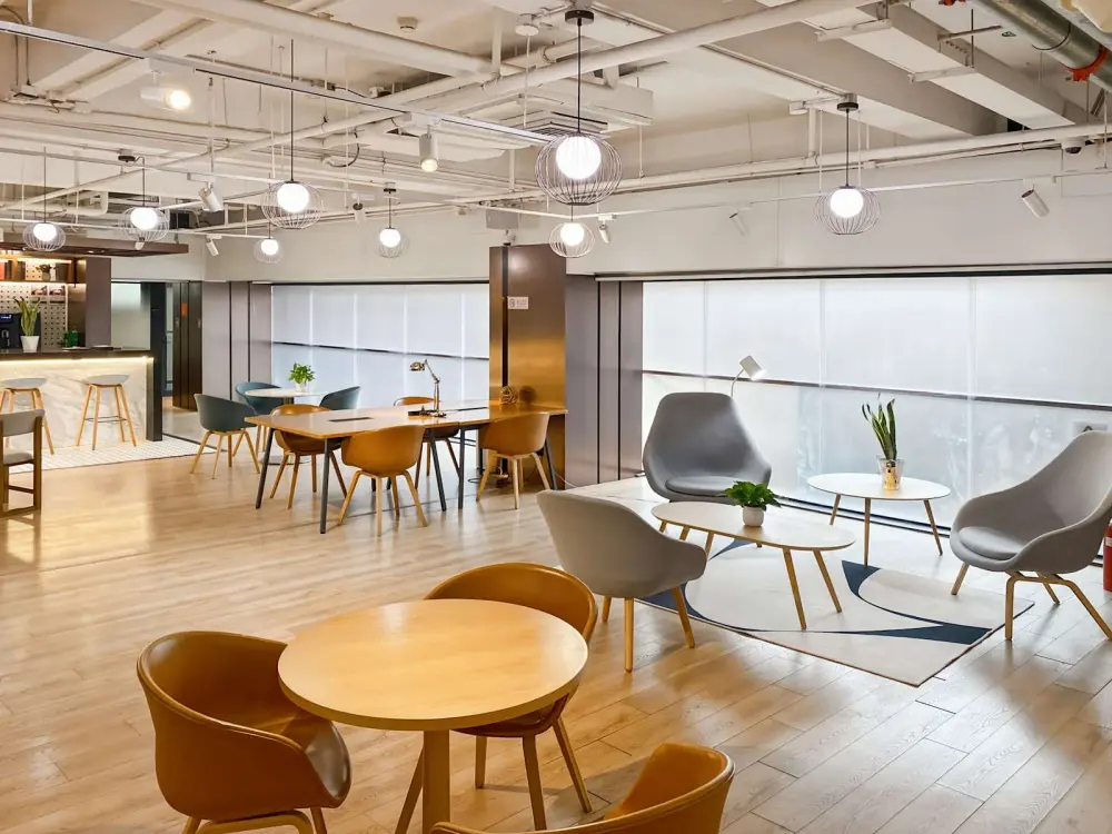 Spaces Beijing, Strait International Building