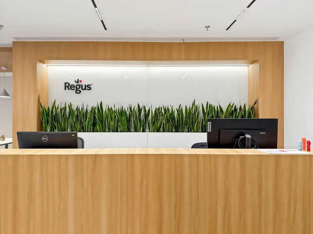 Regus Shanghai, Harbor Ring Plaza