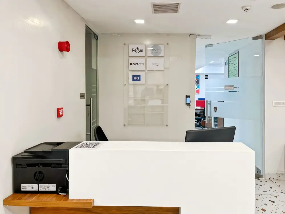 Regus Noida, Aykon Tower