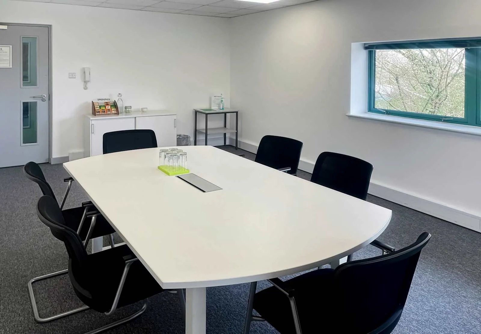 Basepoint HAVANT, Harts Farm Way, Salle de réunion 6 personnes, Havant