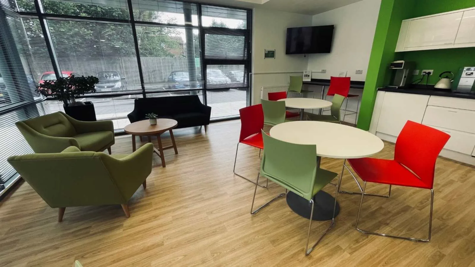 Basepoint HAYWARDS HEATH, John de Mierre House, Cafeteria, Haywards Heath