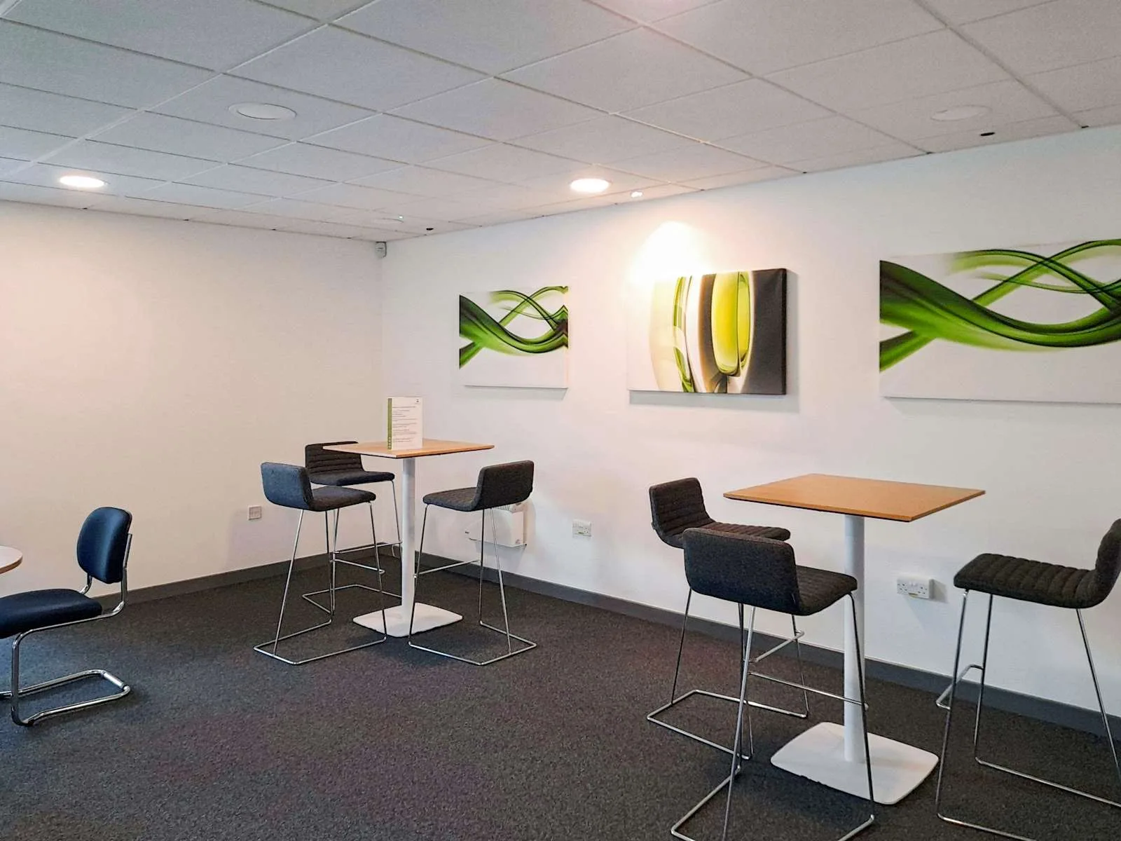 Basepoint TEWKESBURY, Tewkesbury Business Park, Cafétéria, Tewkesbury