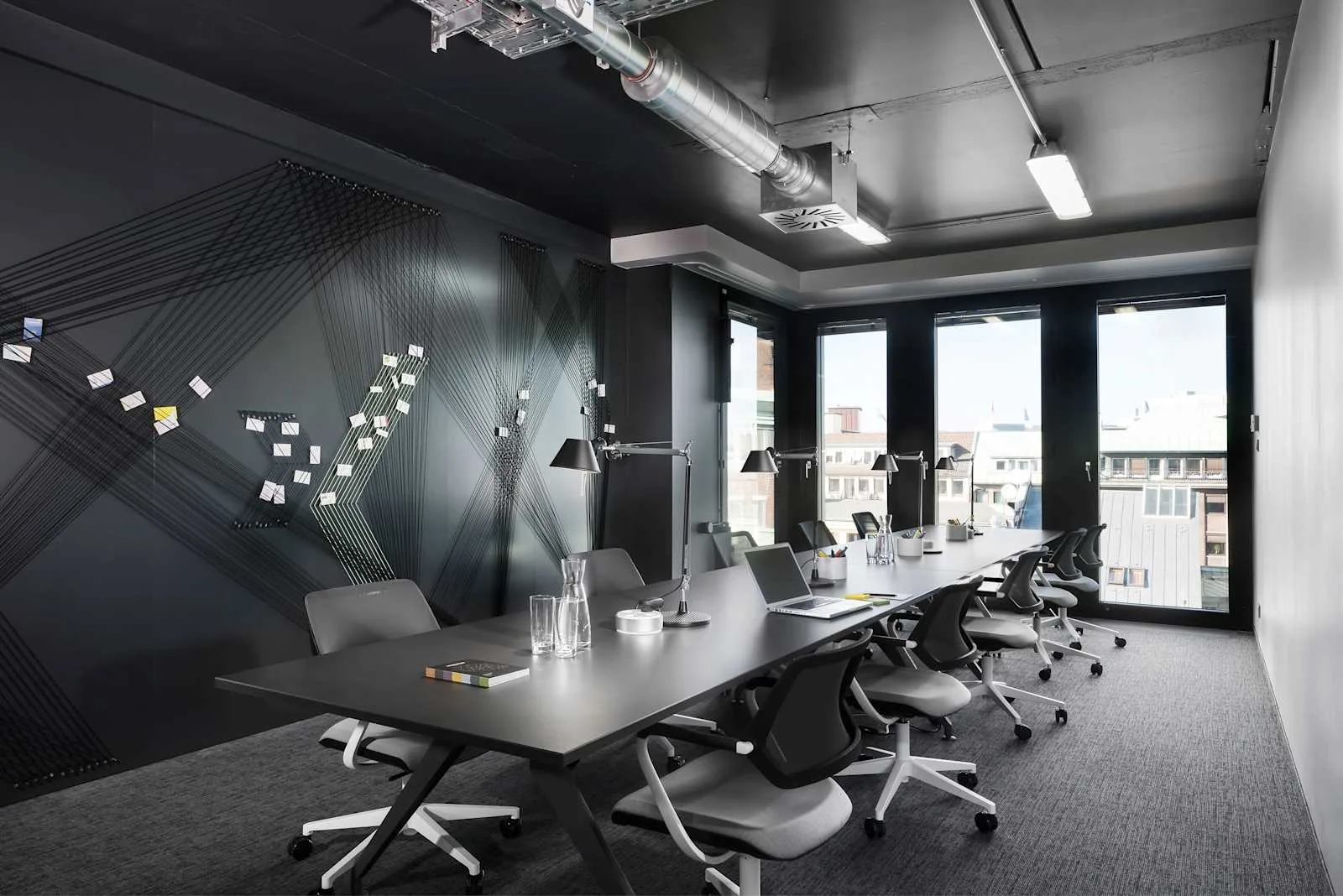 Design Offices Hamburg, Design Offices, Domplatz, Besprechungsraum für 12 Personen, Hamburg