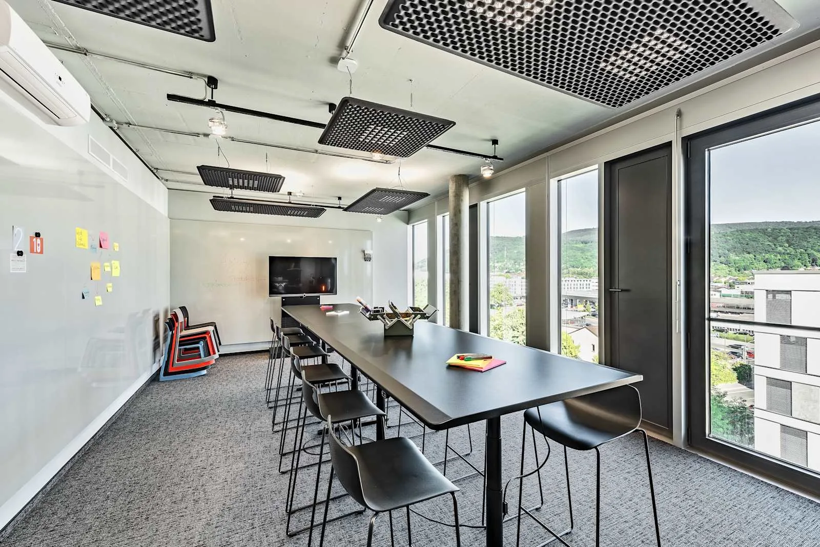 Design Offices Heidelberg, Design Offices, Colours, Besprechungsraum für 10 Personen, Heidelberg