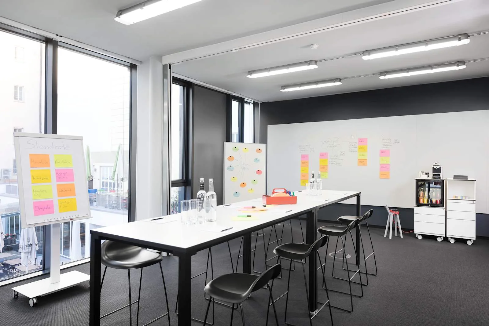 Design Offices Stuttgart, Design Offices, Mitte, Besprechungsraum für 6 Personen, Stuttgart