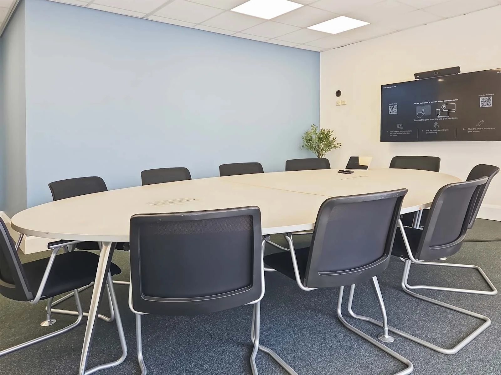 HQ Aberdeen International Airport, Meeting room for 11 people, Aberdeen