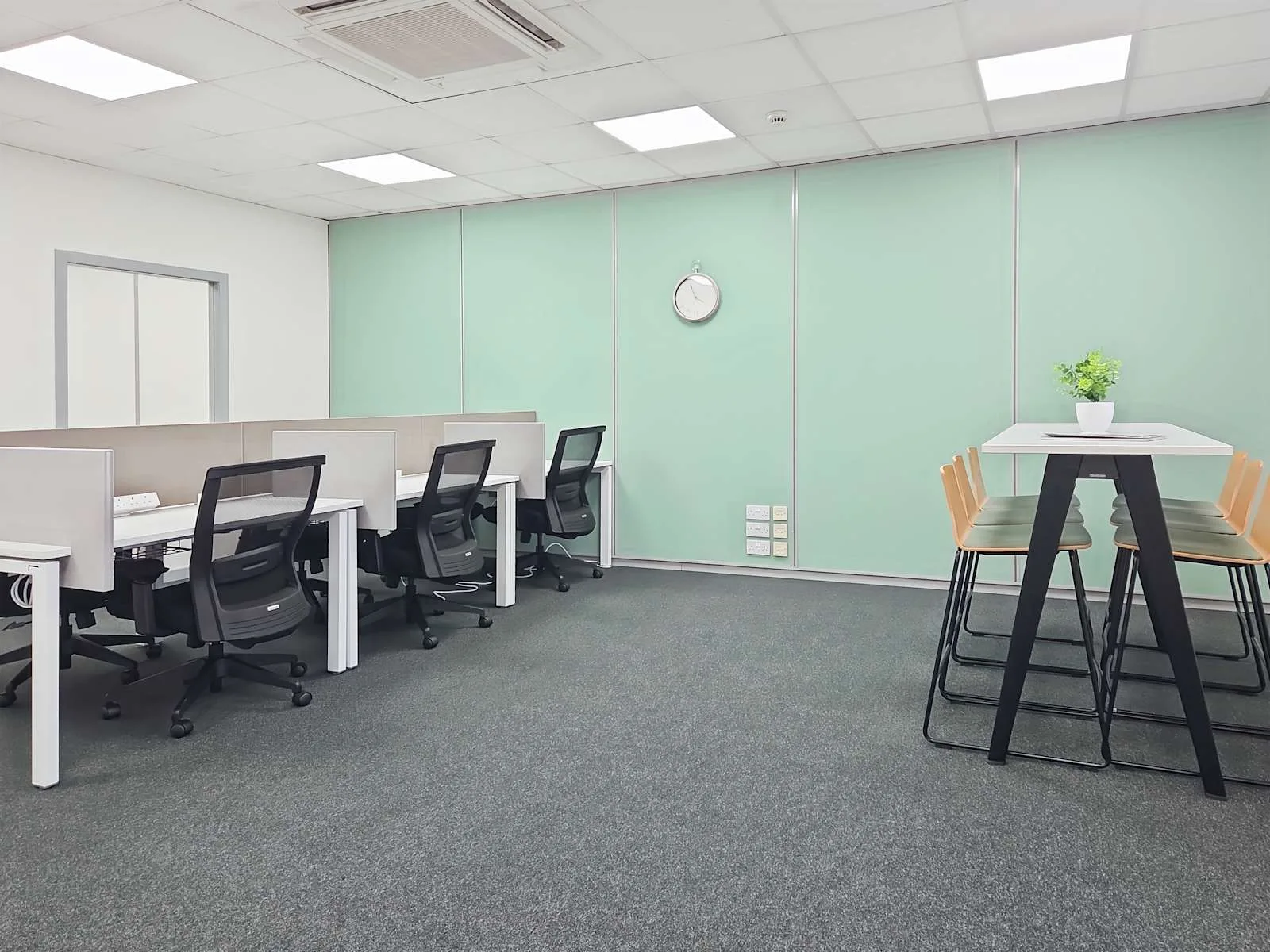 HQ Aberdeen International Airport, Open-plan office, Aberdeen