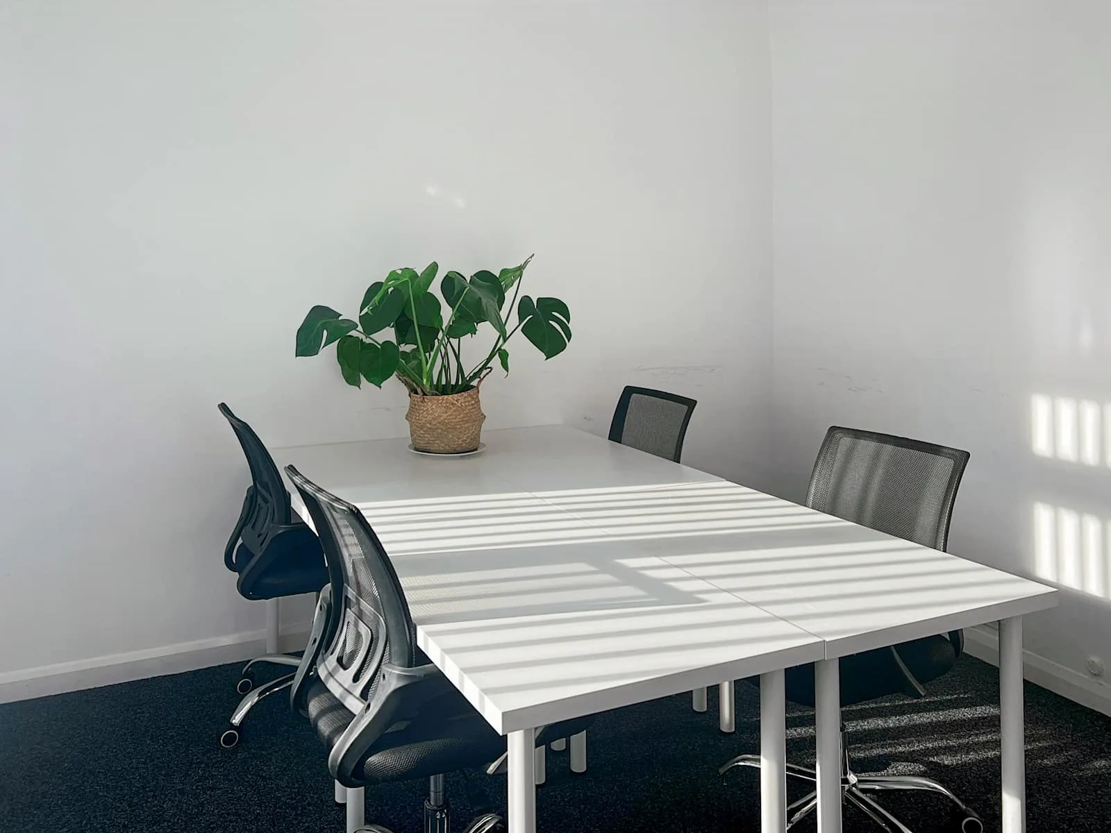 HQ Alwoodley, Nursery Lane, Meeting room for 4 people, Leeds