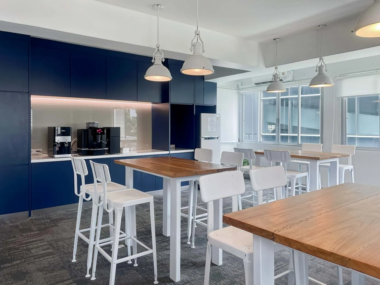 HQ Bangkok, Blue Chips Building, โรงอาหาร, กรุงเทพมหานคร