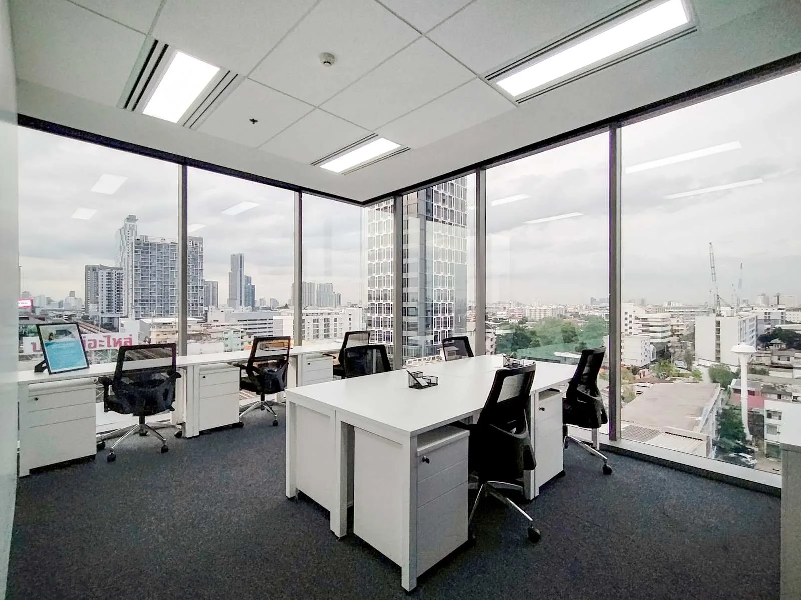 HQ Bangkok, Sukhumvit Hills, Private office, 7 desks, Bangkok