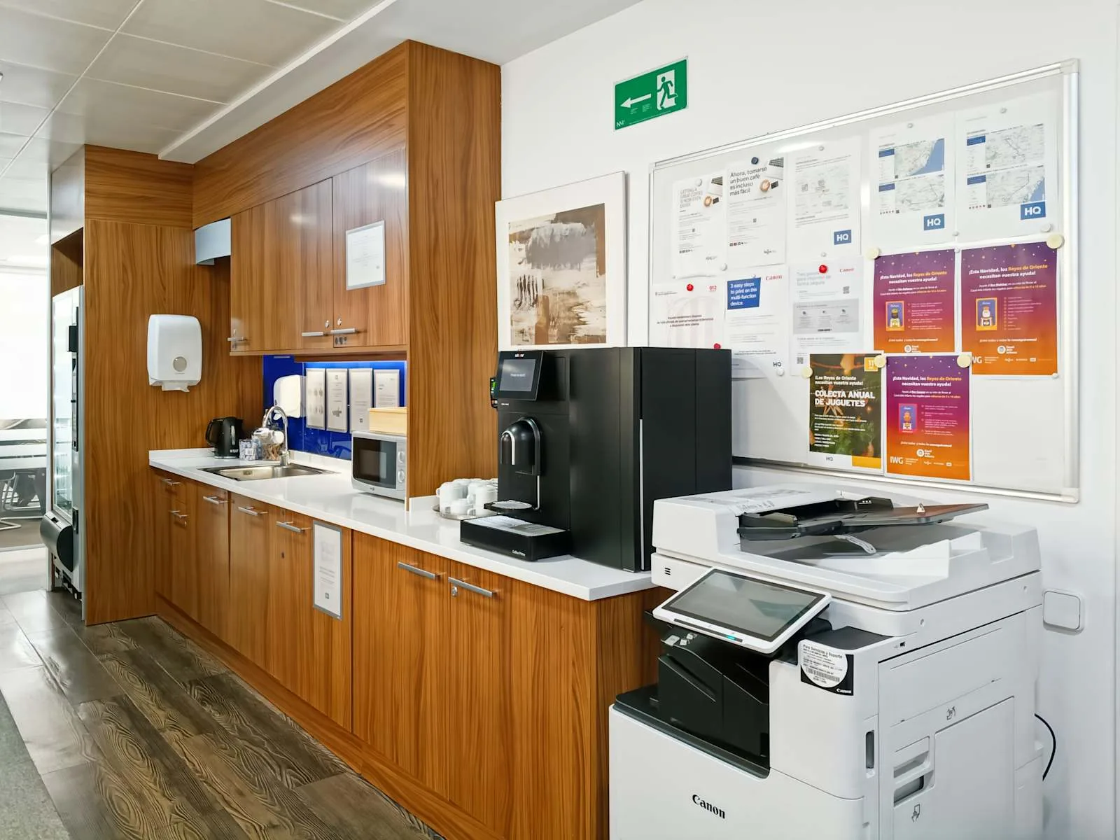 HQ Barcelona, HQ Sants Station, Kitchen, Barcelona