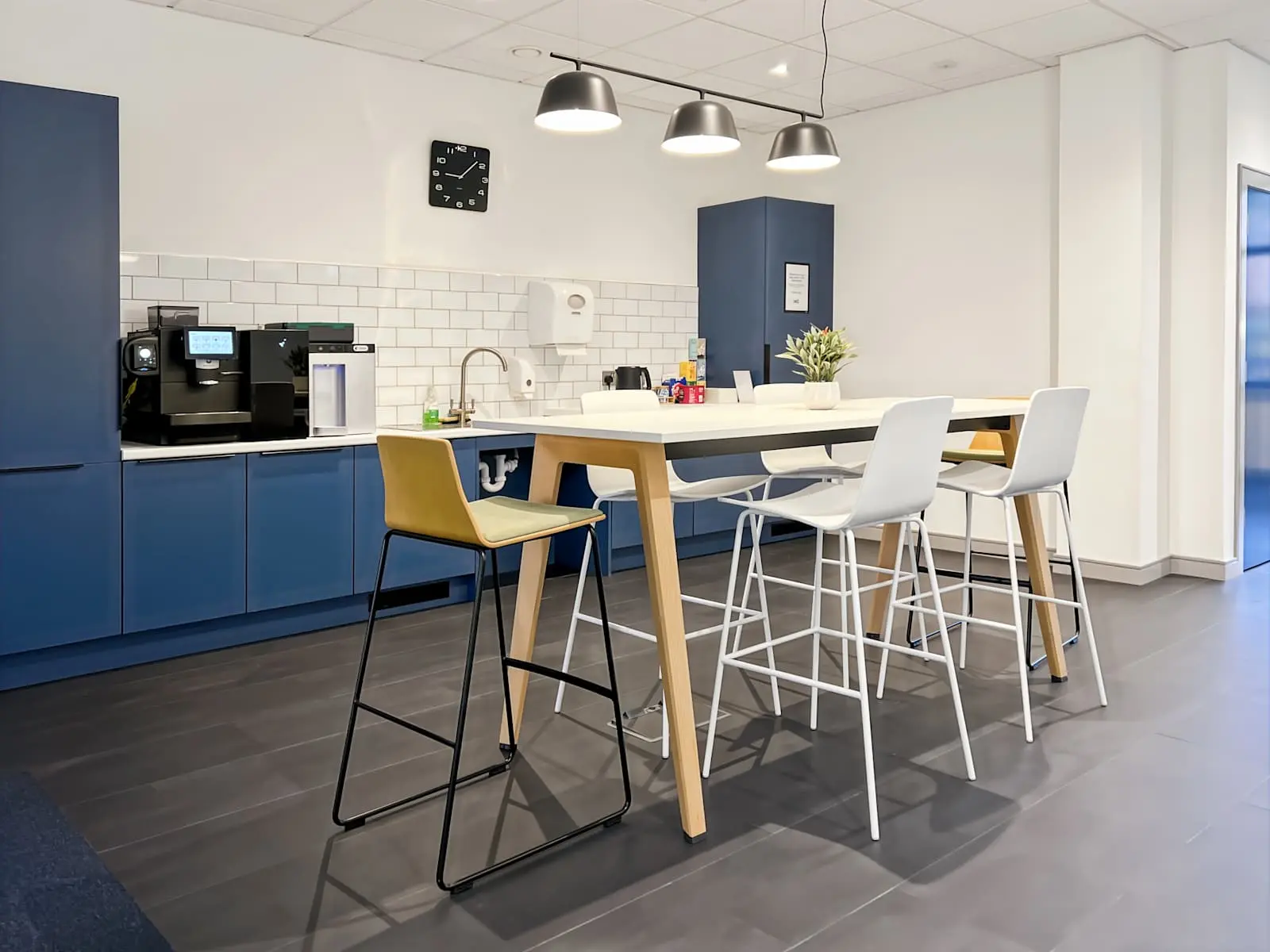 HQ Belfast, Weavers Business Park, Kitchen, Belfast