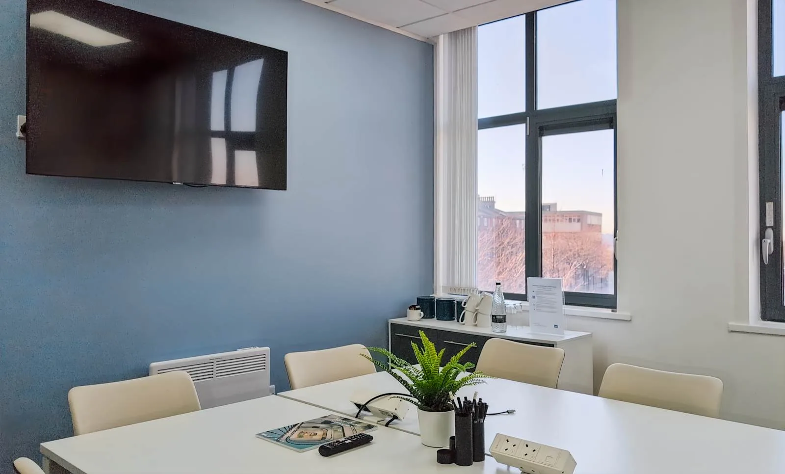 HQ Birkenhead, Atlantic House, Salle de réunion 6 personnes, Birkenhead