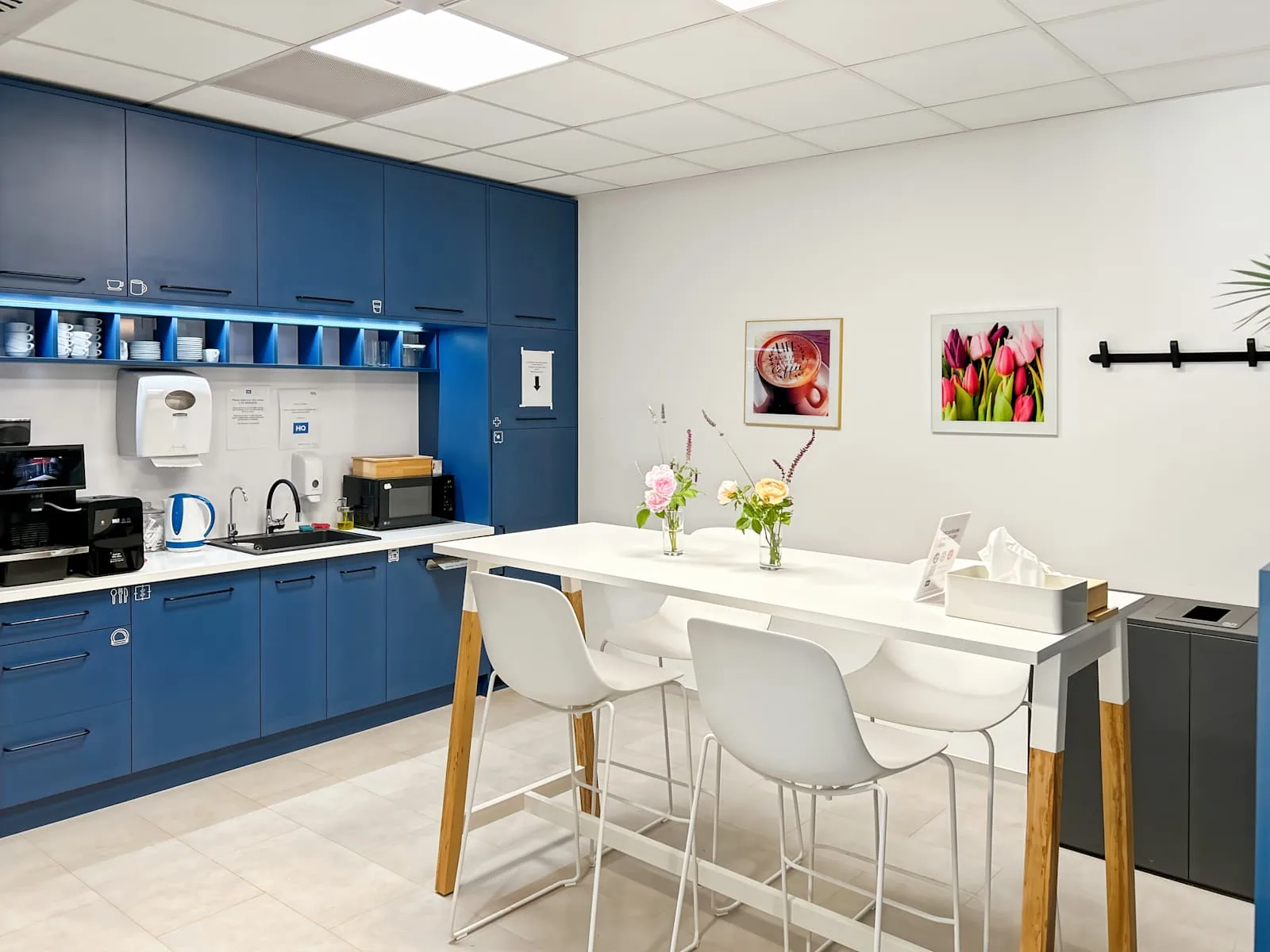 HQ Budapest, F99 Office, Kitchen, Budapest