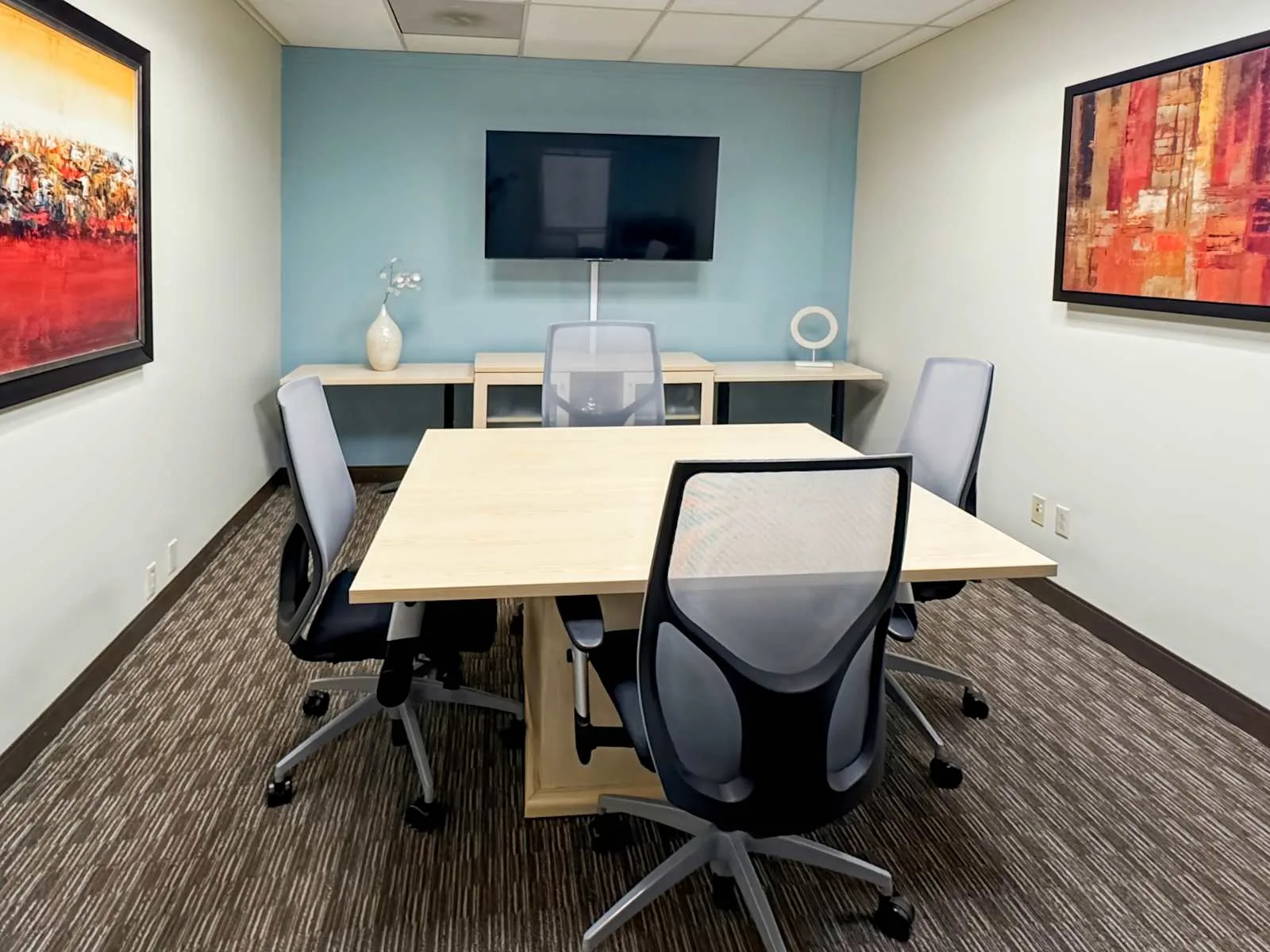 HQ CA, Campbell - Pruneyard (HQ), Meeting room for 4 people, Campbell, CA